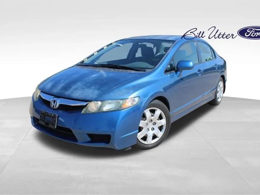 2010 Honda Civic LX photo 1
