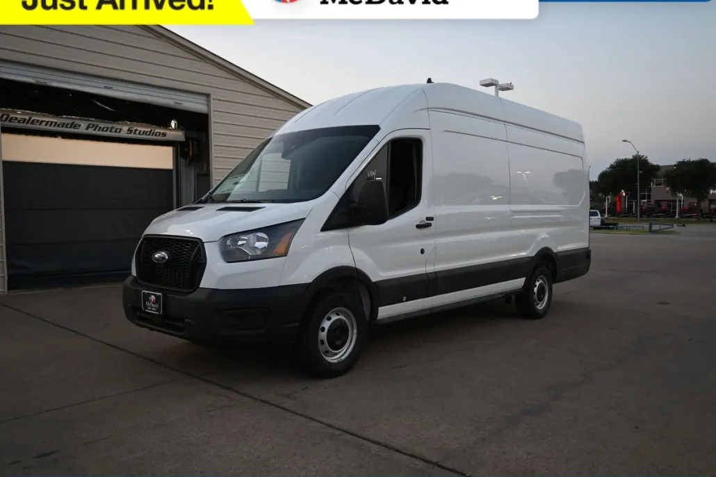 2025 Ford Transit photo 1