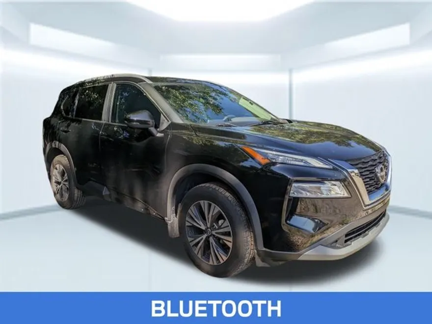 2022 Nissan Rogue SV photo 1