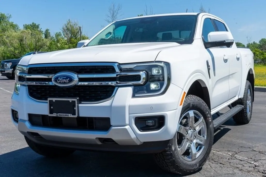 2025 Ford Ranger Lariat photo 1