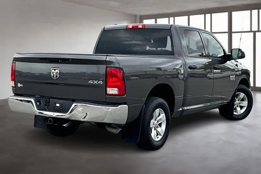 2015 Ram 1500 Tradesman photo 1