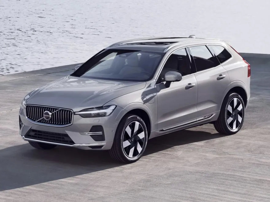 2024 Volvo XC60 Recharge Hybrid T8 Plus photo 1