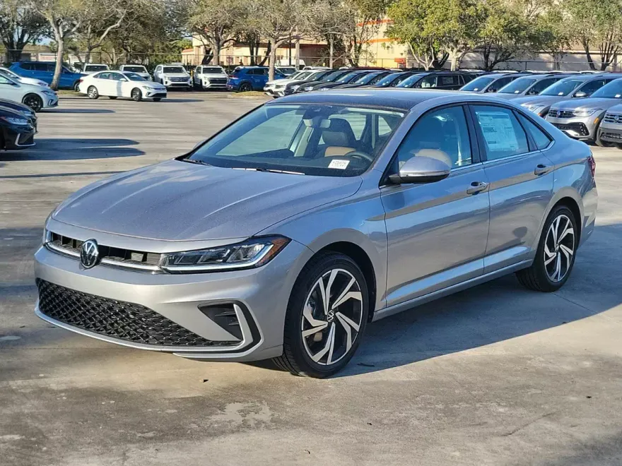 2025 Volkswagen Jetta 1.5T SEL photo 1