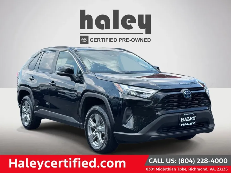 2024 Toyota RAV4 Hybrid XLE photo 1