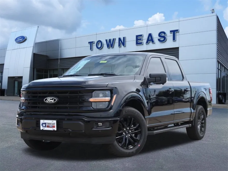 2025 Ford F-150 XLT photo 1