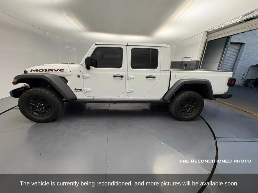 2022 Jeep Gladiator Mojave photo 1