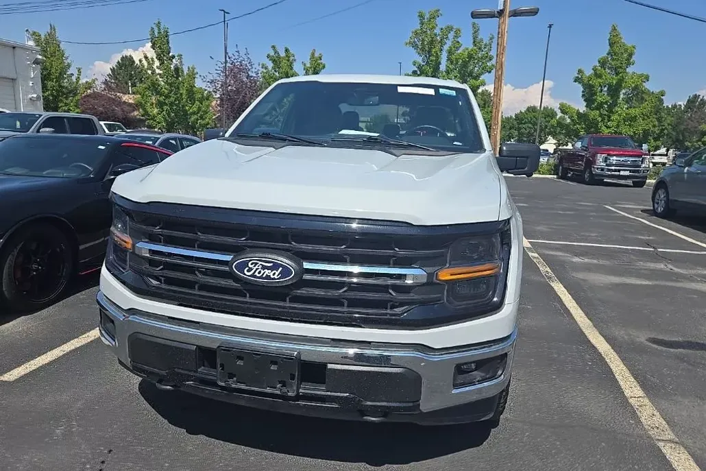 2024 Ford F-150 XLT photo 1