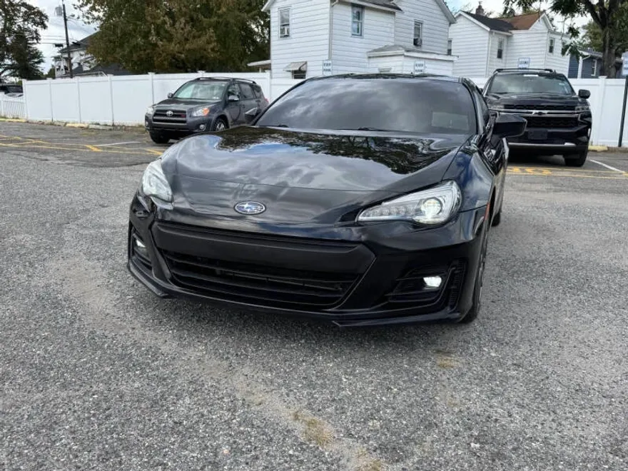 2017 Subaru BRZ Limited photo 1