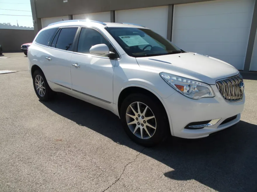 2017 Buick Enclave Leather photo 1