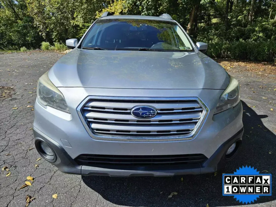 2015 Subaru Outback 2.5i Premium photo 1