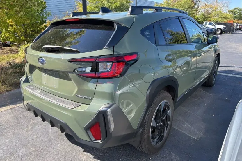 2024 Subaru Crosstrek Limited photo 1