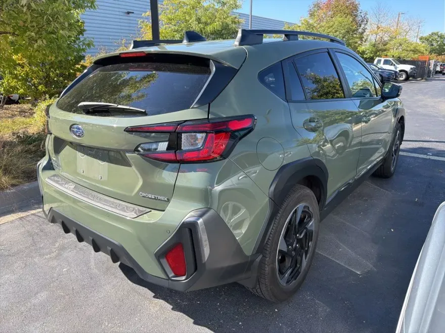 2024 Subaru Crosstrek Limited photo 1