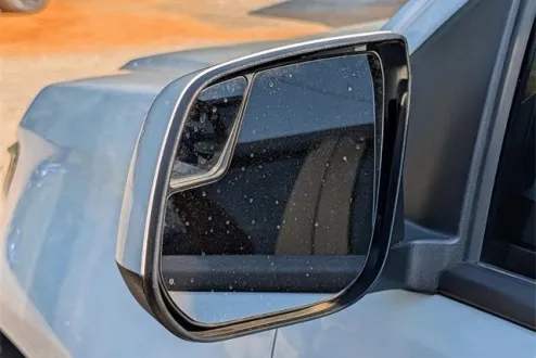 2020 Chevrolet Colorado Z71 photo 3