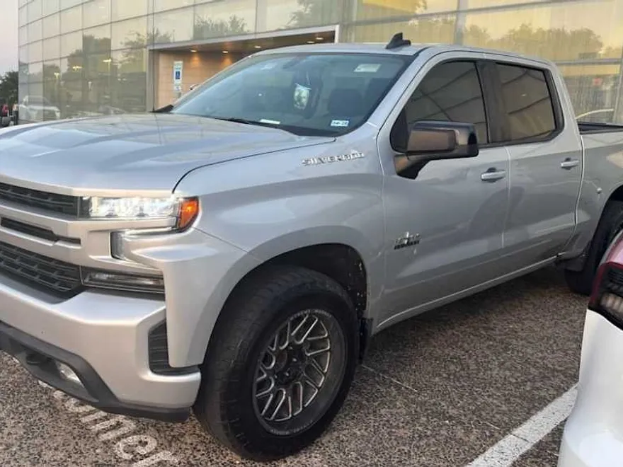2021 Chevrolet Silverado 1500 RST photo 1