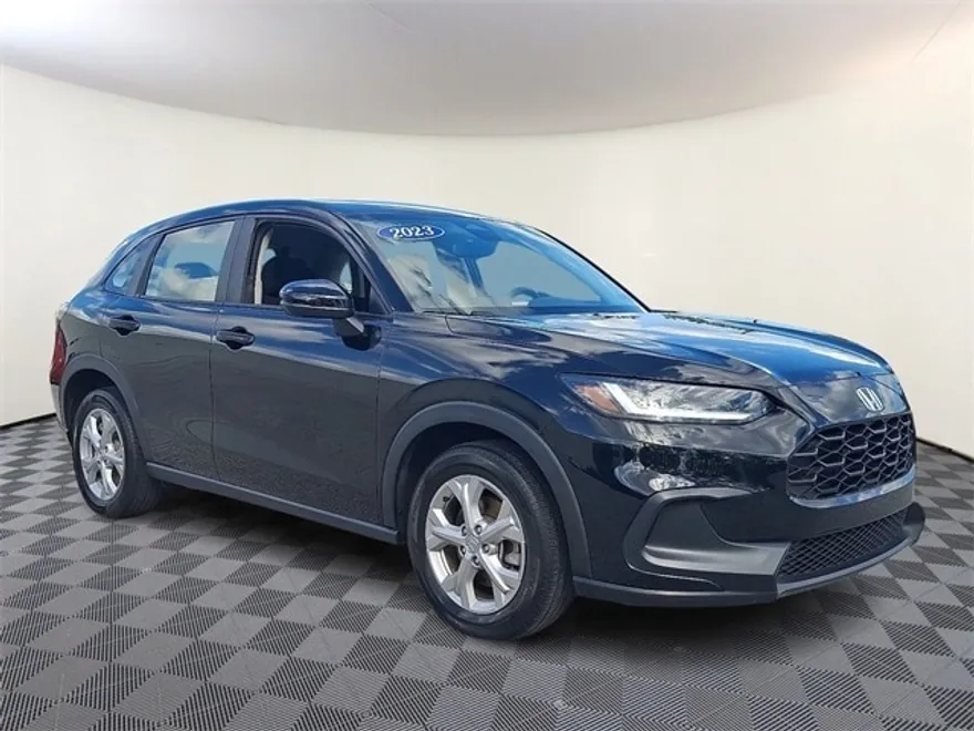2023 Honda HR-V LX photo 1