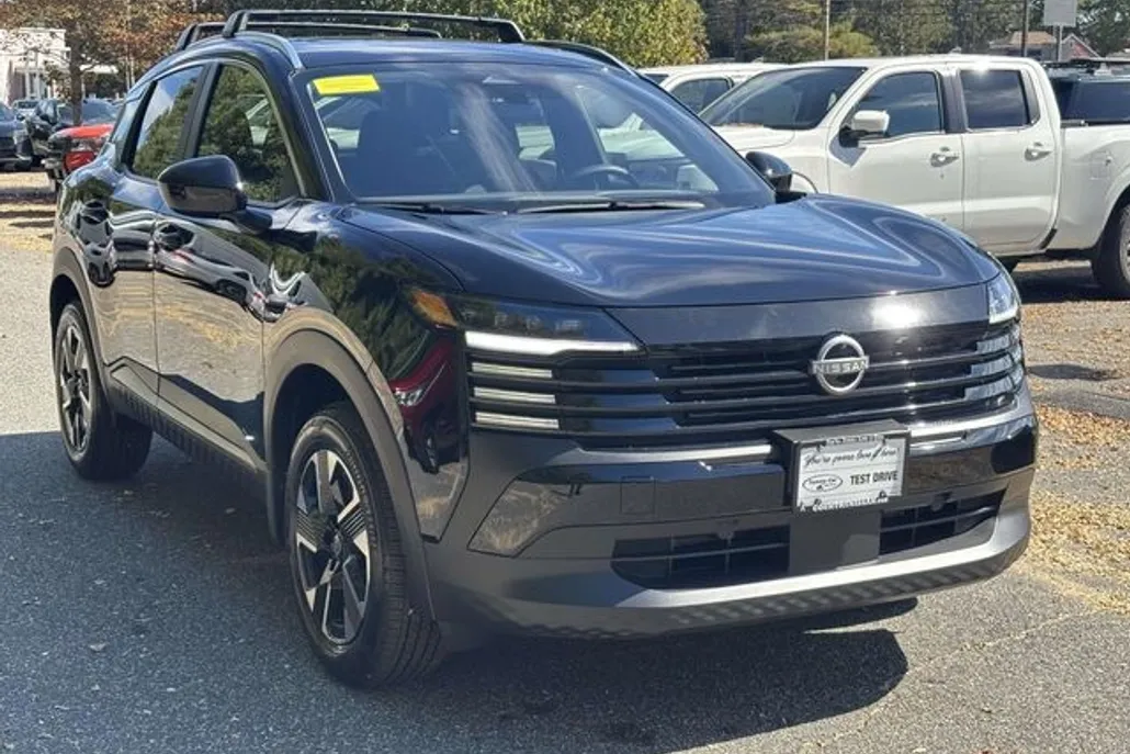 2026 Nissan Kicks SV photo 1