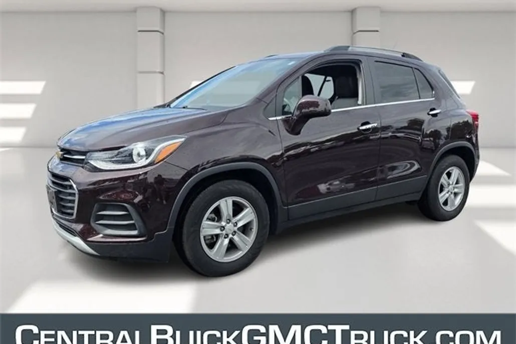 2020 Chevrolet Trax LT photo 1