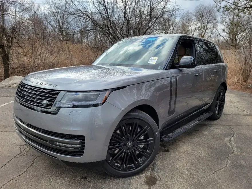 2025 Land Rover Range Rover SE photo 1