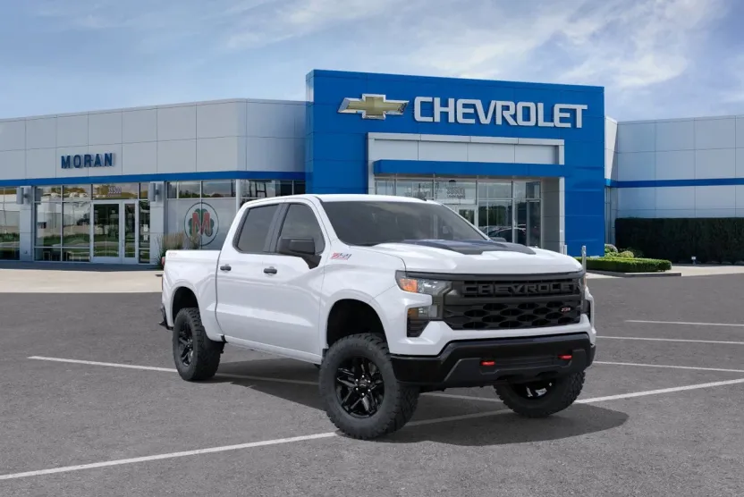2026 Chevrolet Silverado 1500 Custom Trail Boss photo 1