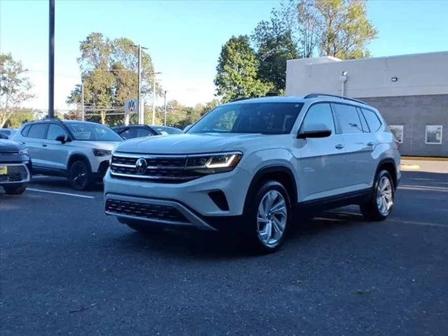 2022 Volkswagen Atlas V6 SE Technology photo 1