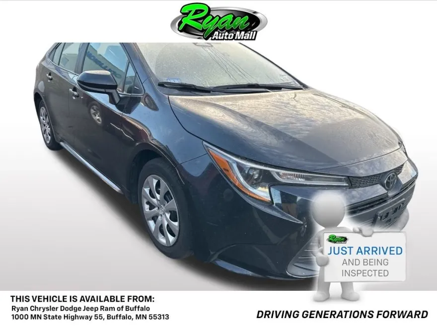 2023 Toyota Corolla LE photo 1