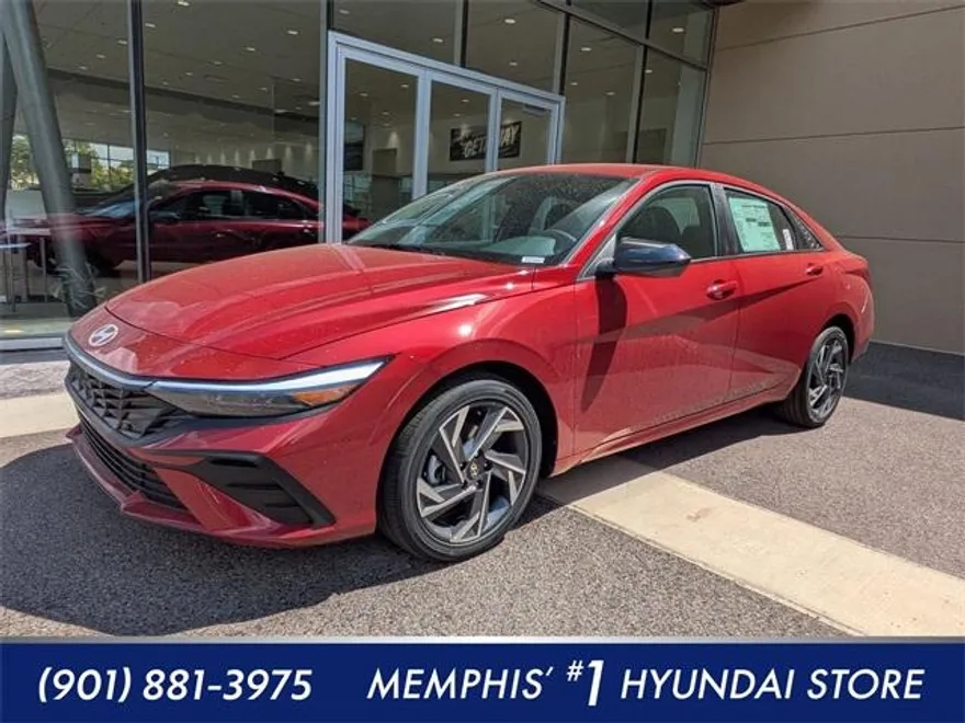 2025 Hyundai Elantra SEL Sport photo 1