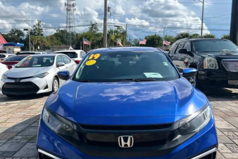 2019 Honda Civic LX photo 1