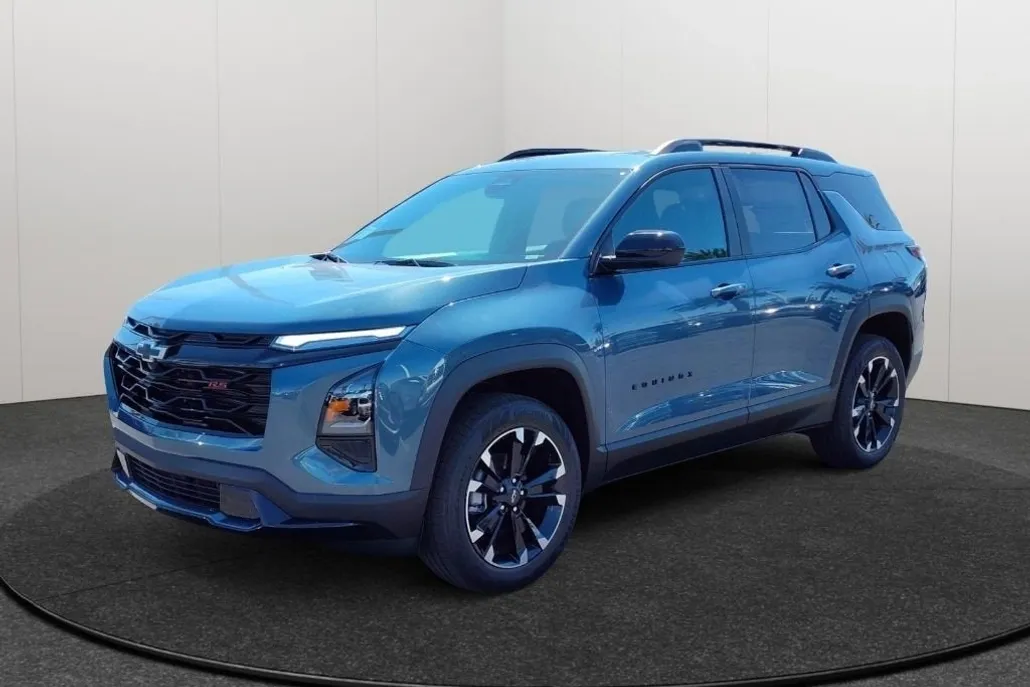 2026 Chevrolet Silverado EV LT photo 1