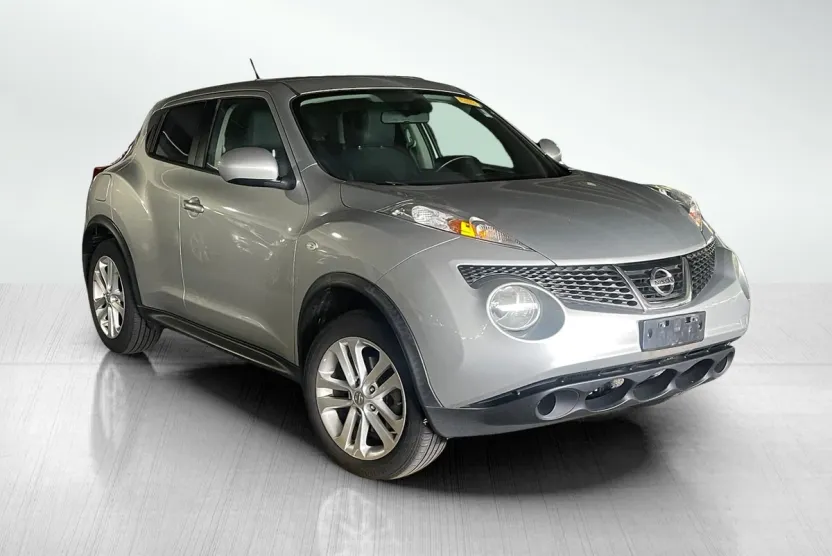 2013 Nissan Juke SV photo 1