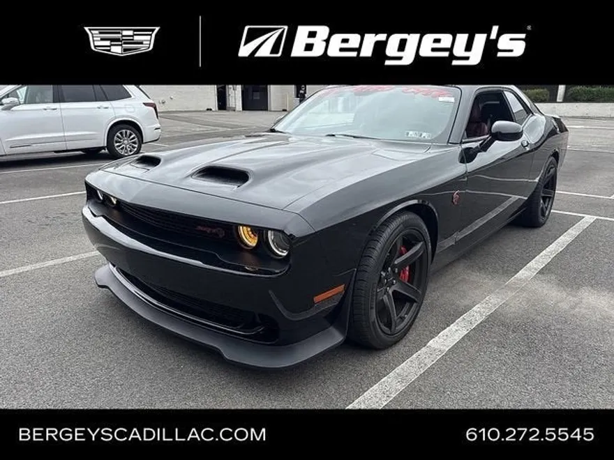 2022 Dodge Challenger SRT8 Hellcat photo 1