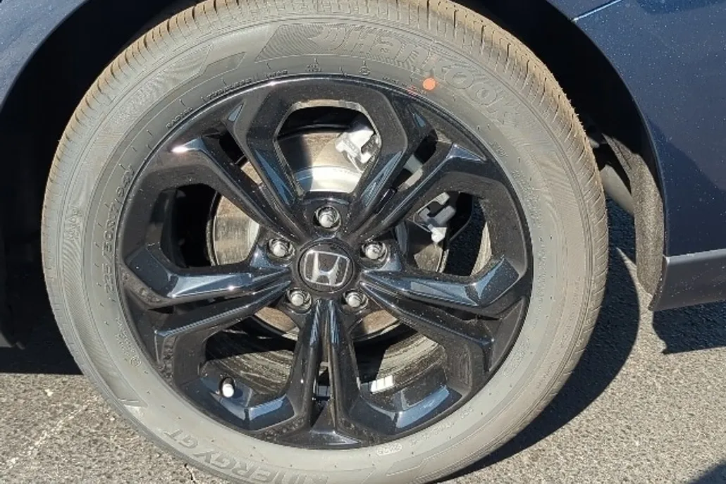 2025 Honda Accord SE photo 1
