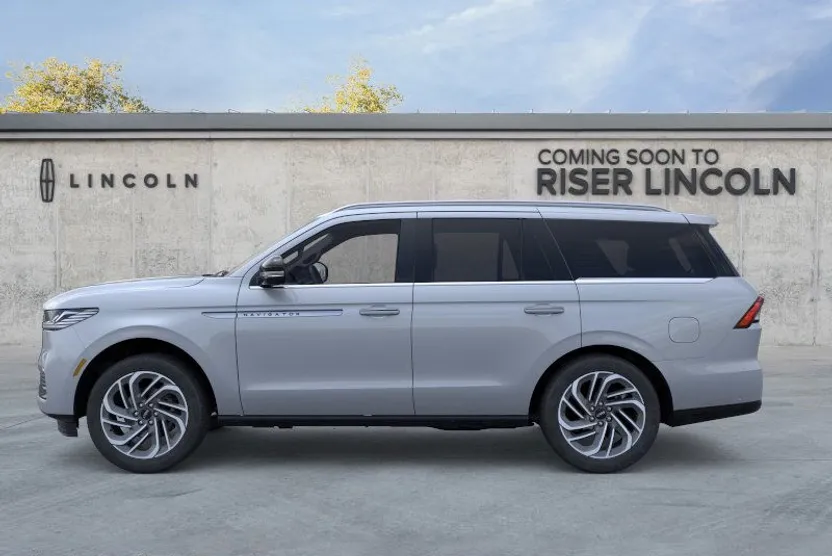 2025 Lincoln Navigator Reserve photo 1