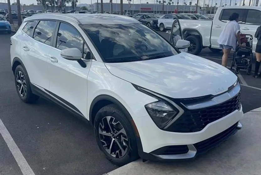 2023 Kia Sportage Hybrid EX photo 1