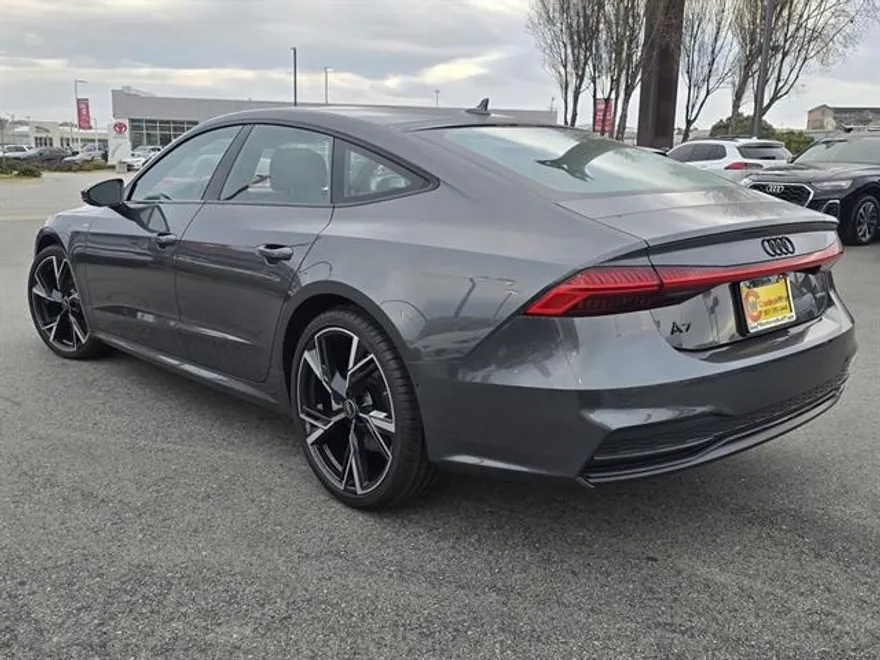 2025 Audi A7 55 Prestige photo 3