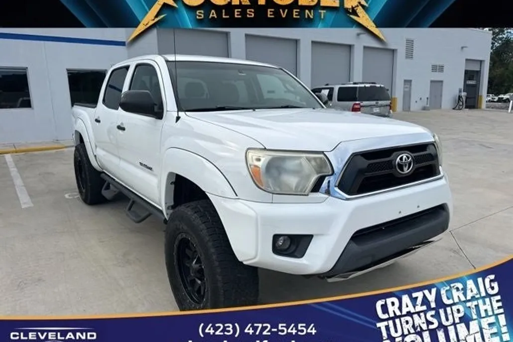2015 Toyota Tacoma PreRunner V6 photo 1