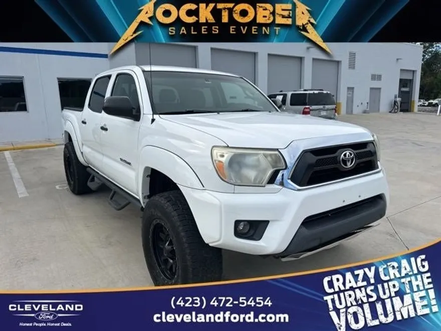 2015 Toyota Tacoma PreRunner V6 photo 1