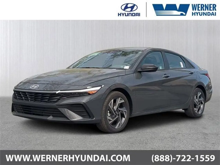 2025 Hyundai Elantra SEL Sport photo 1