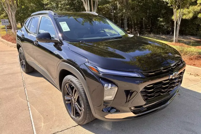 2026 Chevrolet Trax ACTIV photo 1