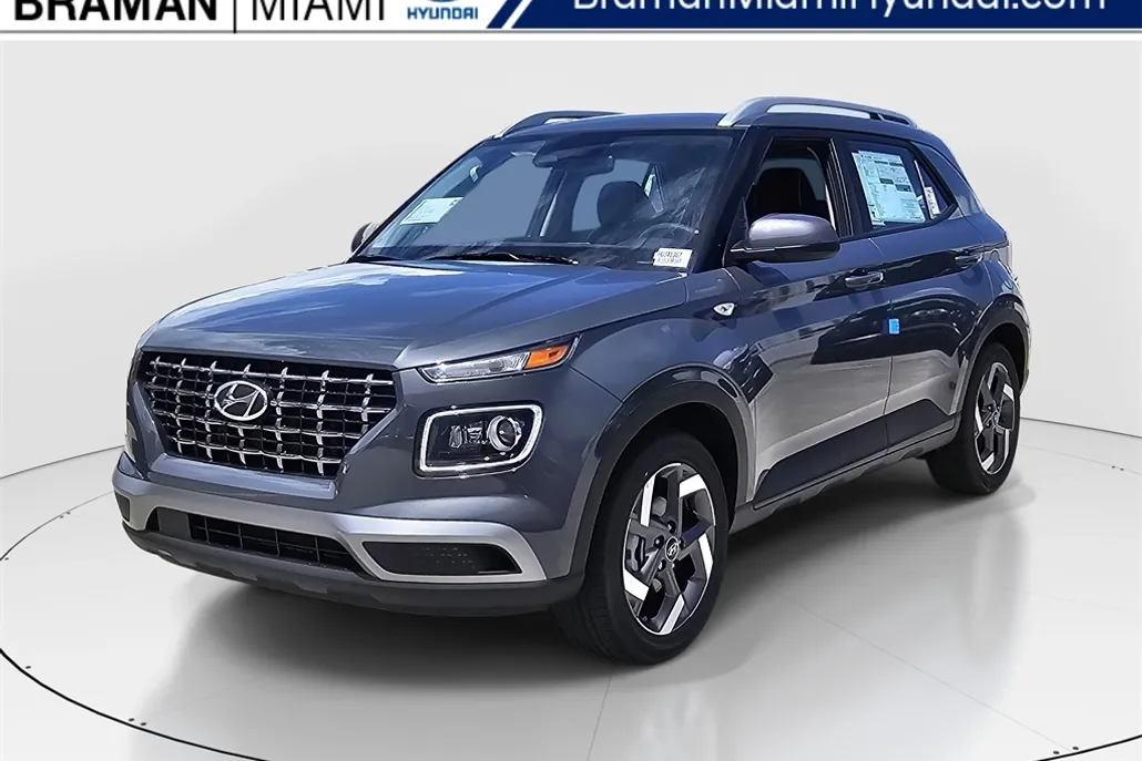 2025 Hyundai Venue SEL photo 1