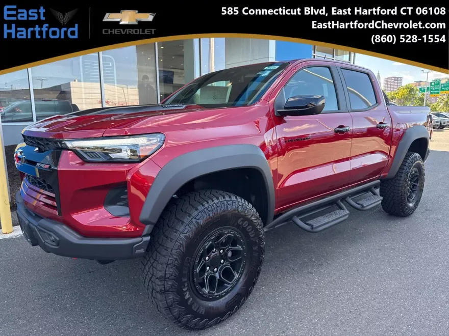 2025 Chevrolet Colorado ZR2 photo 1