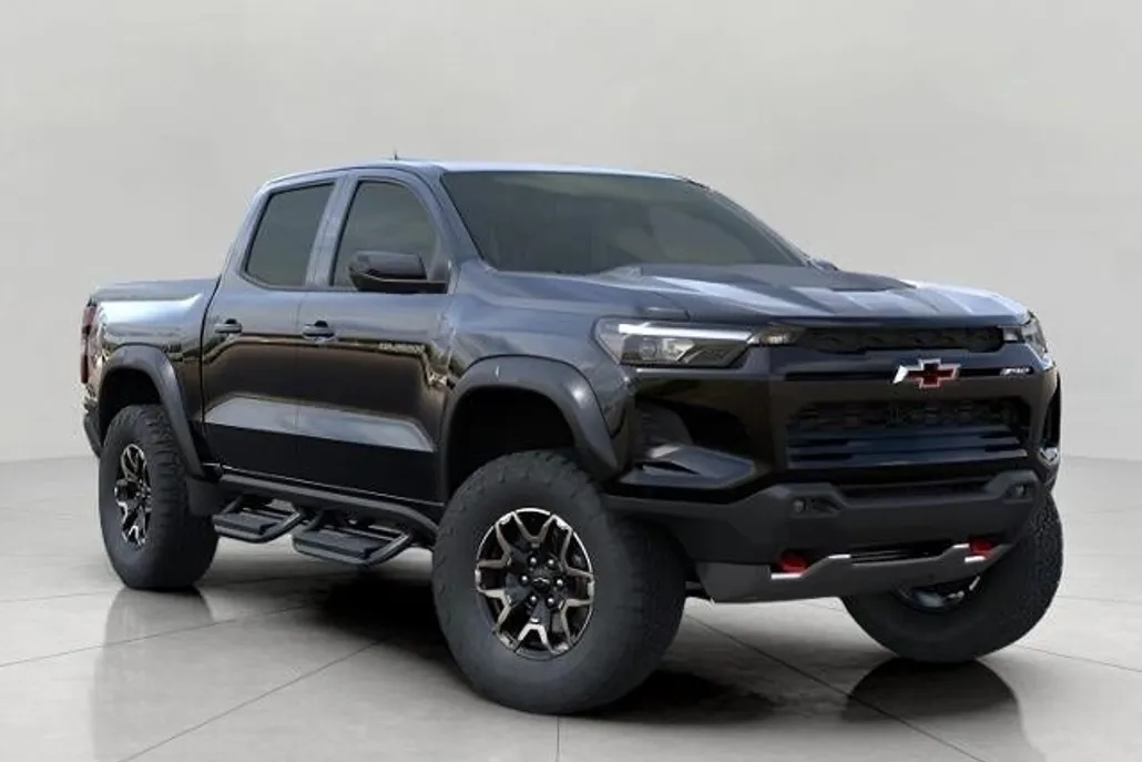 2025 Chevrolet Colorado ZR2 photo 1