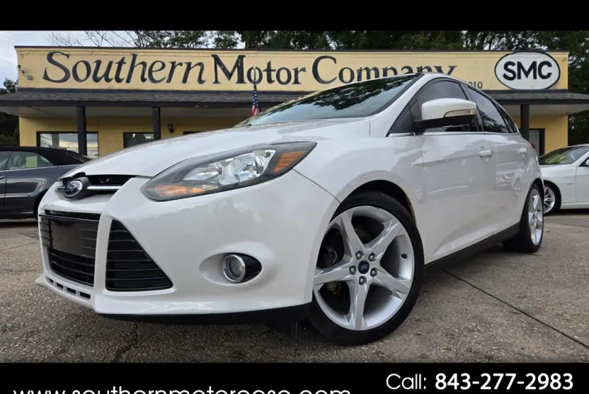 2014 Ford Focus Titanium photo 1