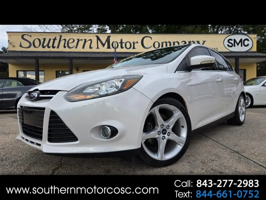2014 Ford Focus Titanium photo 1
