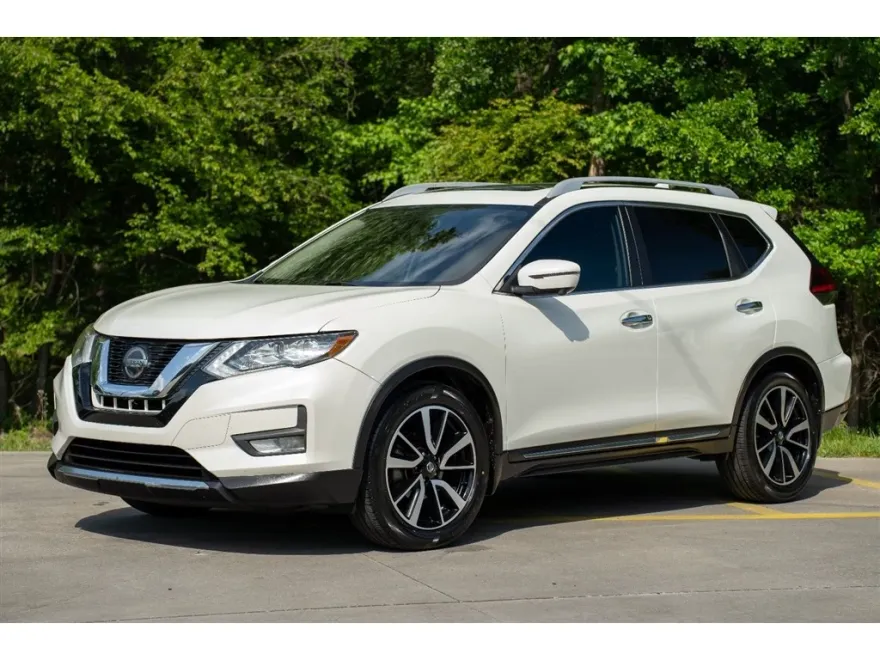 2020 Nissan Rogue SL photo 1