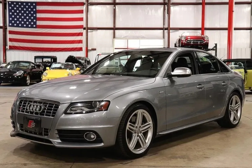 2011 Audi S4 Base Prestige photo 1