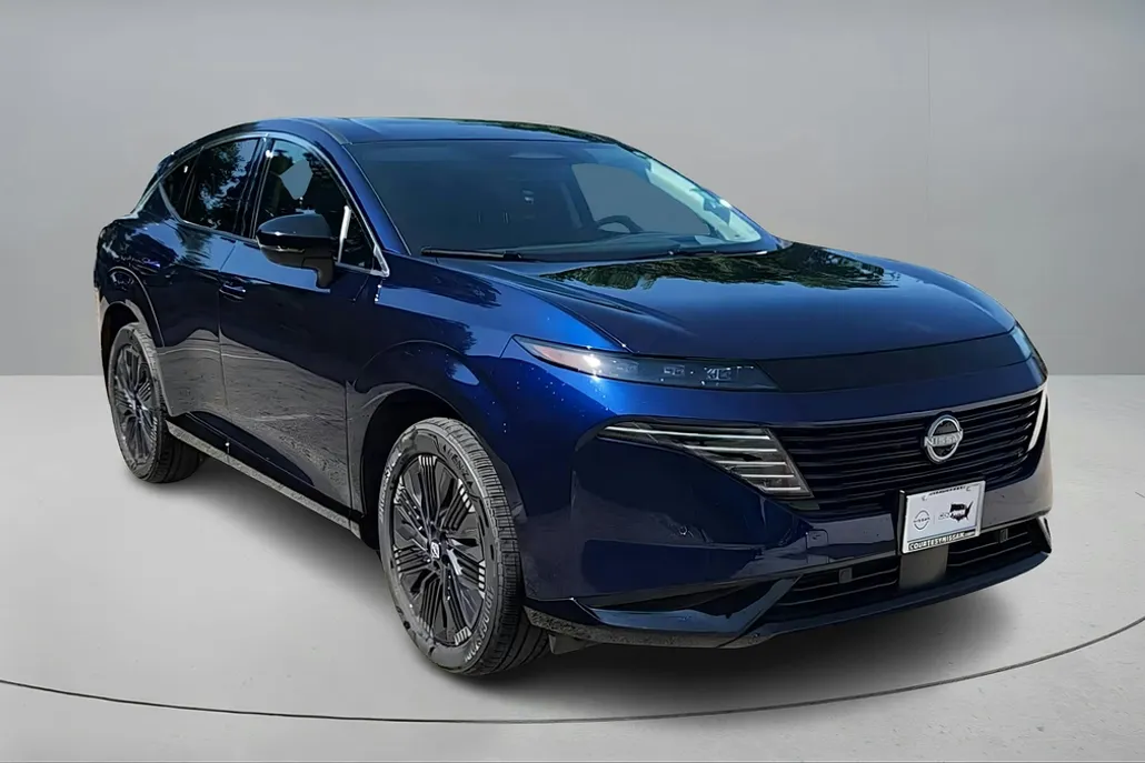 2025 Nissan Murano Platinum photo 1
