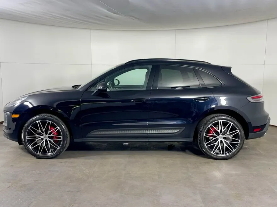2023 Porsche Macan S photo 1