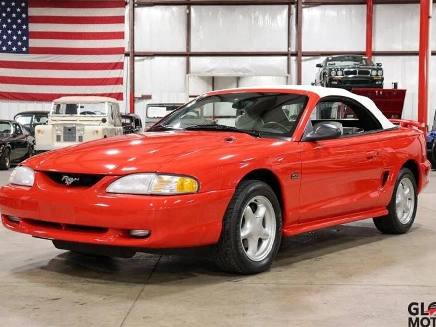 1994 Ford Mustang GT Convertible photo 11