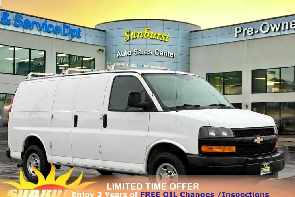 2019 Chevrolet Express Cargo Van photo 1