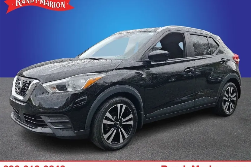 2020 Nissan Kicks SV photo 1